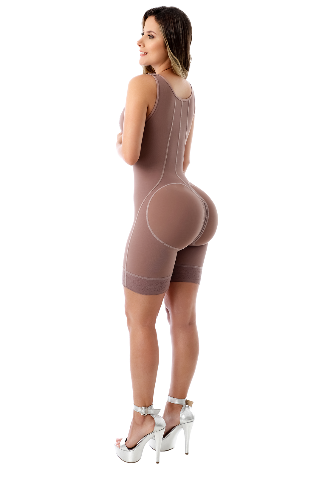 Faja corta con reloj de arena en primera postura - Ref. 401